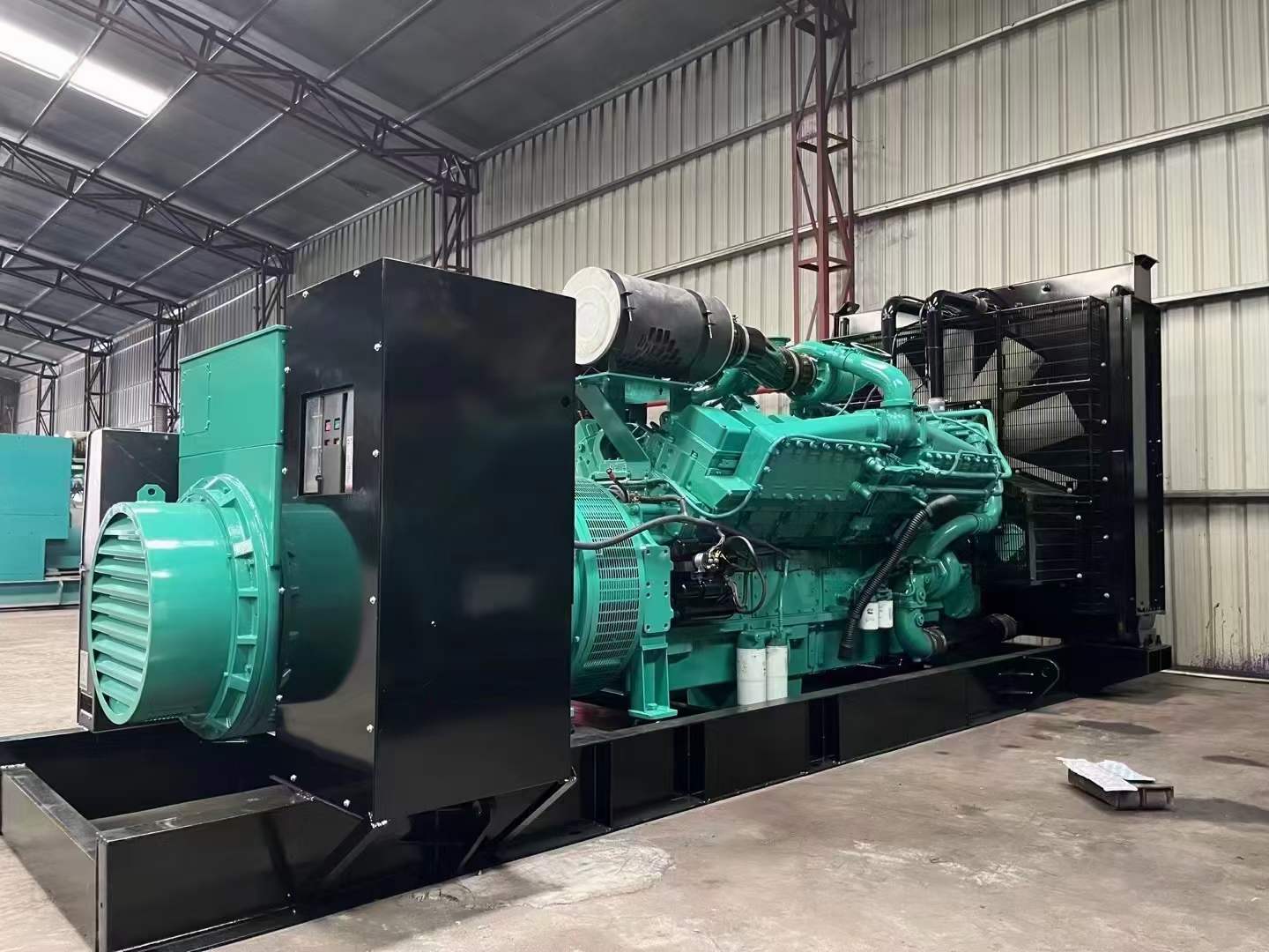 信宜如何降低 800kW 柴油发电机输出电流的波动？